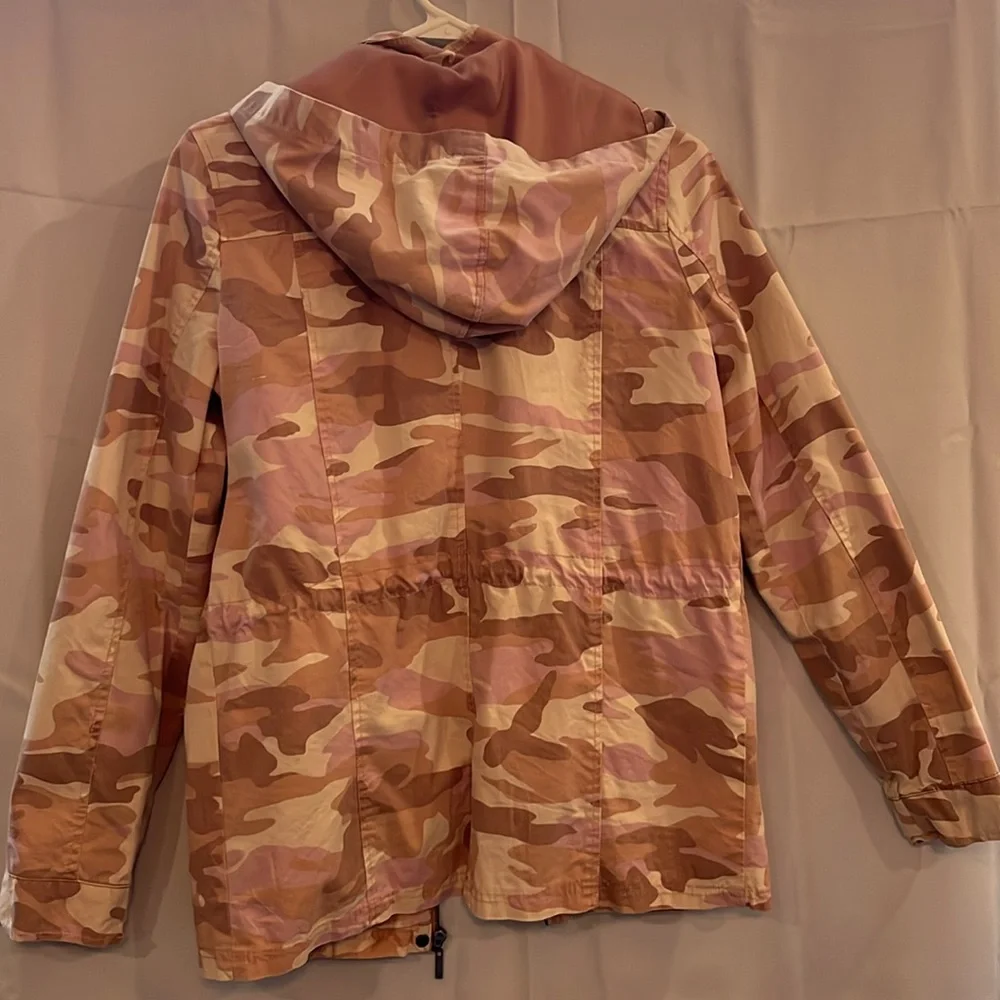 New Look pink toned camouflage women’s spring jacket USED size small - Picture 8 of 10